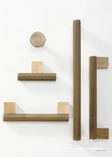 Load image into Gallery viewer, INSPIRA LIFESTYLES - Eos Antique Brass Knobs & Pull Handles, ribbed brass cabinet hardware, solid brass pull handles, antique brass cabinet knobs, ribbed drawer pulls, luxury cabinet hardware, kitchen cabinet handles, bathroom vanity hardware, wardrobe brass handles