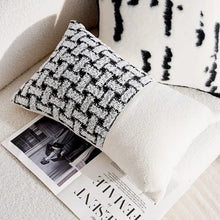 Load image into Gallery viewer, INSPIRA LIFESTYLES | Metro Woven Pillows, WOVEN PILLOW, THROW PILLOW, SOFA PILLOW, PILLOW, LUXURY PILLOW, EMBROIDERED PILLOW, DECORATIVE PILLOW, COTTON PILLOW, MODERN PILLOW, BLACK AND WHITE PILLOW, CHAIR PILLOW, BED PILLOW, ACCENT PILLOW