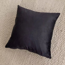 Load image into Gallery viewer, INSPIRA LIFESTYLES | Metro Woven Pillows, WOVEN PILLOW, THROW PILLOW, SOFA PILLOW, PILLOW, LUXURY PILLOW, EMBROIDERED PILLOW, DECORATIVE PILLOW, COTTON PILLOW, MODERN PILLOW, BLACK AND WHITE PILLOW, CHAIR PILLOW, BED PILLOW, ACCENT PILLOW