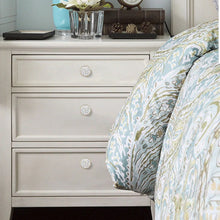 Load image into Gallery viewer, INSPIRA LIFESTYLES - Bon Knob Handles - CABINET HARDWARE, DRAWER PULLS, FURNITURE HANDLES, HARDWARE, KNOBS, WALL HOOKS