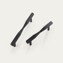 Load image into Gallery viewer, INSPIRA LIFESTYLES - Beau Pull Handles - BATHROOM PULLS, BRASS HARDWARE, CABINET HARDWARE, CABINET PULL, CLOSET PULL, DOOR PULL, DOOR PULLS, DRAWER PULL, FURNITURE HANDLES, FURNITURE KNOBS, HARDWARE, KITCHEN PULLS, KNOBS, PULLS