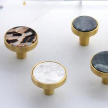 Load image into Gallery viewer, INSPIRA LIFESTYLES - Tos Knob Handles - CABINET HARDWARE, DRAWER PULLS, FURNITURE HANDLES, HARDWARE, KNOBS, WALL HOOKS