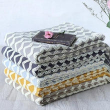 Load image into Gallery viewer, INSPIRA LIFESTYLES - Zigzag Fringe Knit Throw - ACCENT THROW, BED THROW, BLANKET, DECORATIVE THROW, KNIT THROW, KNITTED BLANKET, SOFTGOODS, TASSEL THROW, THROW, THROW BLANKET, TRAVEL BLANKET, YARN THROW