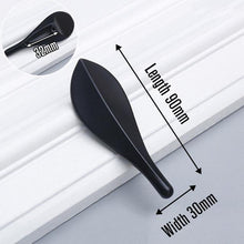 Load image into Gallery viewer, INSPIRA LIFESTYLES - Eve Leaf Pull Handles - ABSTRACT, CABINET HARDWARE, DRAWER PULL, HARDWARE, KNOBS, METAL HARDWARE, MINIMALIST, NORDIC, PULLS