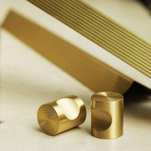 Load image into Gallery viewer, INSPIRA LIFESTYLES - Aalto Knob & Pull Handles - BATHROOM PULLS, BRASS HARDWARE, CABINET HARDWARE, CABINET PULL, CABINET PULLS, CLOSET PULL, DECORATIVE PULL, DOOR HARDWARE, DOOR PULL, DOOR PULLS, DRAWER PULL, DRAWER PULLS, FURNITURE HANDLES, FURNITURE KNOBS, FURNITURE PULL, HANDLES, HARDWARE, KITCHEN PULLS, KNOBS, LONG DOOR PULLS, LONG DRAWER PULLS, LONG PULL HANDLES, METAL HARDWARE, PULLS