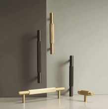 Load image into Gallery viewer, INSPIRA LIFESTYLES - Reed II Knob & Pull Handles - BATHROOM HARDWARE, BRASS HARDWARE, CABINET HARDWARE, CABINET PULL, CLOSET PULL, DOOR PULL, DOOR PULLS, DRAWER PULL, DRAWER PULLS, FURNITURE HANDLES, FURNITURE KNOBS, FURNITURE PULL, HARDWARE, KITCHEN HARDWARE, KNOBS, MODERN HARDWARE, PULLS, WARDROBE HARDWARE