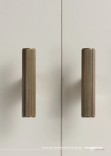 Load image into Gallery viewer, INSPIRA LIFESTYLES - Eos Antique Brass Knobs &amp; Pull Handles, ribbed brass cabinet hardware, solid brass pull handles, antique brass cabinet knobs, ribbed drawer pulls, luxury cabinet hardware, kitchen cabinet handles, bathroom vanity hardware, wardrobe brass handles
