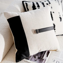 Load image into Gallery viewer, INSPIRA LIFESTYLES | Metro Woven Pillows, WOVEN PILLOW, THROW PILLOW, SOFA PILLOW, PILLOW, LUXURY PILLOW, EMBROIDERED PILLOW, DECORATIVE PILLOW, COTTON PILLOW, MODERN PILLOW, BLACK AND WHITE PILLOW, CHAIR PILLOW, BED PILLOW, ACCENT PILLOW
