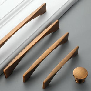 INSPIRA LIFESTYLES - Arc Knob & Pull Handles - CABINET HARDWARE, DRAWER PULLS, FURNITURE HANDLES, HARDWARE, KNOBS