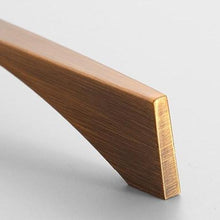 Load image into Gallery viewer, INSPIRA LIFESTYLES - Arc Knob &amp; Pull Handles - CABINET HARDWARE, DRAWER PULLS, FURNITURE HANDLES, HARDWARE, KNOBS
