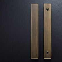 Load image into Gallery viewer, INSPIRA LIFESTYLES - Liam Sliding Door Handle - DOOR FURNITURE, DOOR HARDWARE, DOOR LOCK SET, DOOR PULL, DOOR PULLS, LEVER, MODERN DOOR HANDLES, SLIDING DOOR HANDLE, SLIDING DOOR HANDLES, SLIDING DOOR HARDWARE, SLIDING DOOR LOCK, SLIDING DOOR LOCK SET, SLIDING DOOR PULL
