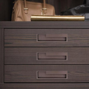 INSPIRA LIFESTYLES - Lit Recessed Pull Handles - CABINET HARDWARE, DOOR PULLS, DRAWER PULLS, FURNITURE HANDLES, HARDWARE