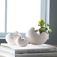 Load image into Gallery viewer, INSPIRA LIFESTYLES - Nest Handmade Vase - WHITE VASE, VASES, SCANDINAVIAN DESIGN, ORGANIC SHAPED VASE, OBJECTS, MODERN MINIMALIST ART, MAISON &amp; OBJECT, INTERIOR DECOR, HOTEL DECOR, HOME DECORATION, HOME DECOR, HOME ACCESSORIES, HANDMADE VASE, HANDMADE, HAND MADE DECORATIVE VASE SET, DECORATIVE VASE, DECORATIVE DECORATION, DECOR, CONTEMPORARY ART, BLACK AND WHITE ART, ART 
