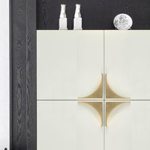 Load image into Gallery viewer, INSPIRA LIFESTYLES - Zanza Corner Pull Handles - BATHROOM PULLS, BRASS HARDWARE, CABINET HARDWARE, CABINET PULL, CABINET PULLS, CLOSET PULL, CORNER HANDLE, DECORATIVE PULL, DOOR HARDWARE, DOOR PULL, DOOR PULLS, DRAWER PULL, DRAWER PULLS, FURNITURE HANDLES, FURNITURE PULL, HANDLES, HARDWARE, KITCHEN PULLS, METAL HARDWARE, MINIMALIST, PULLS
